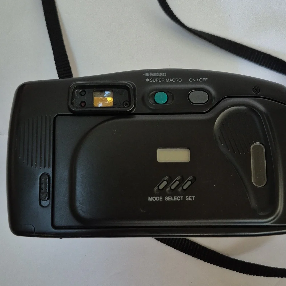 Samsung Maxima Zoom 105 Black 35mm Film Camera